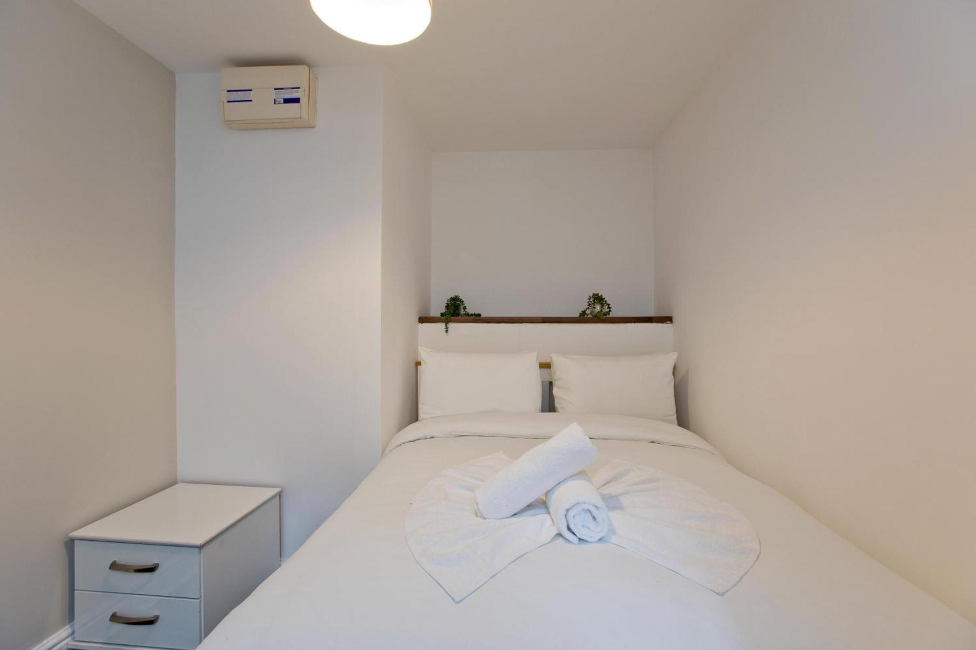 Imperial Corner House-Whitechapel Apartment London Ngoại thất bức ảnh