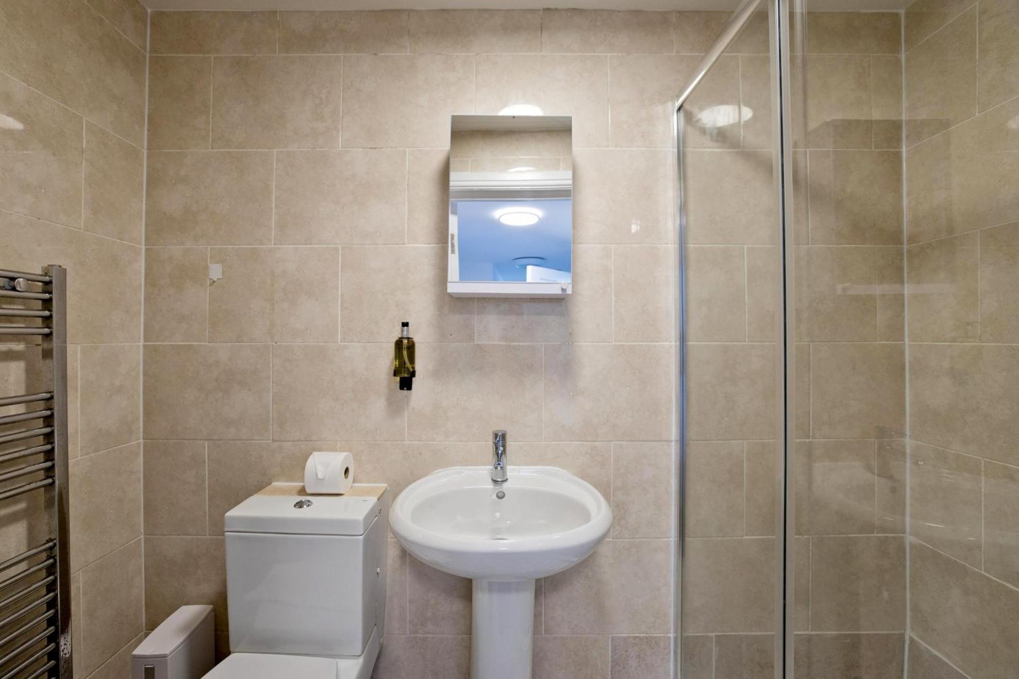 Imperial Corner House-Whitechapel Apartment London Ngoại thất bức ảnh